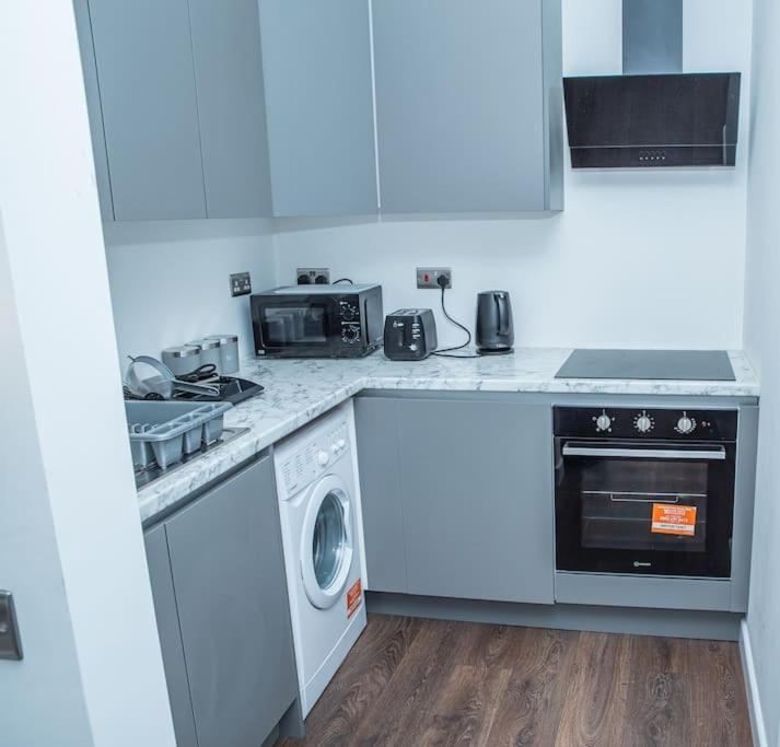 Aylesbury Apartment 1 With Free Parking Εξωτερικό φωτογραφία